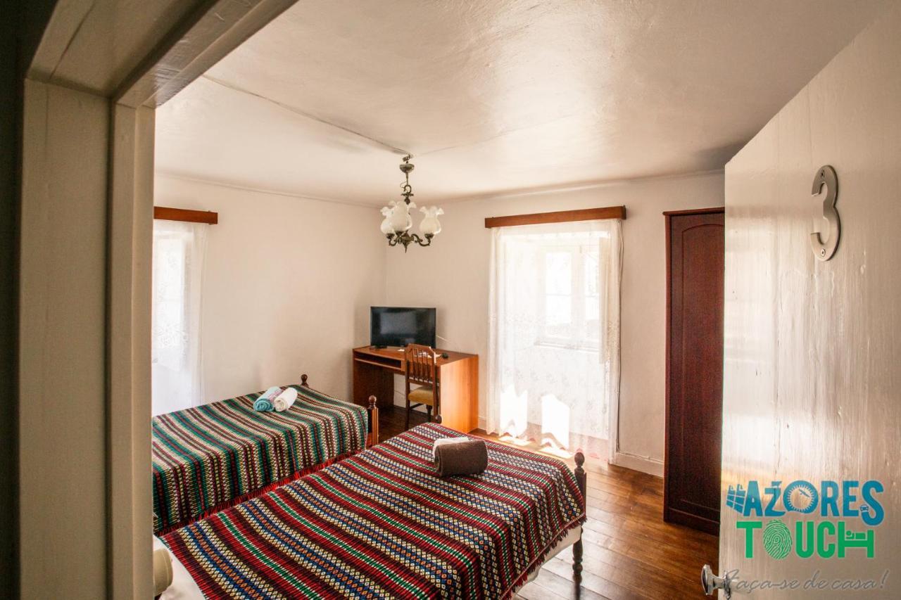 Hospedaria Casa D'Avo Praia da Vitória Buitenkant foto