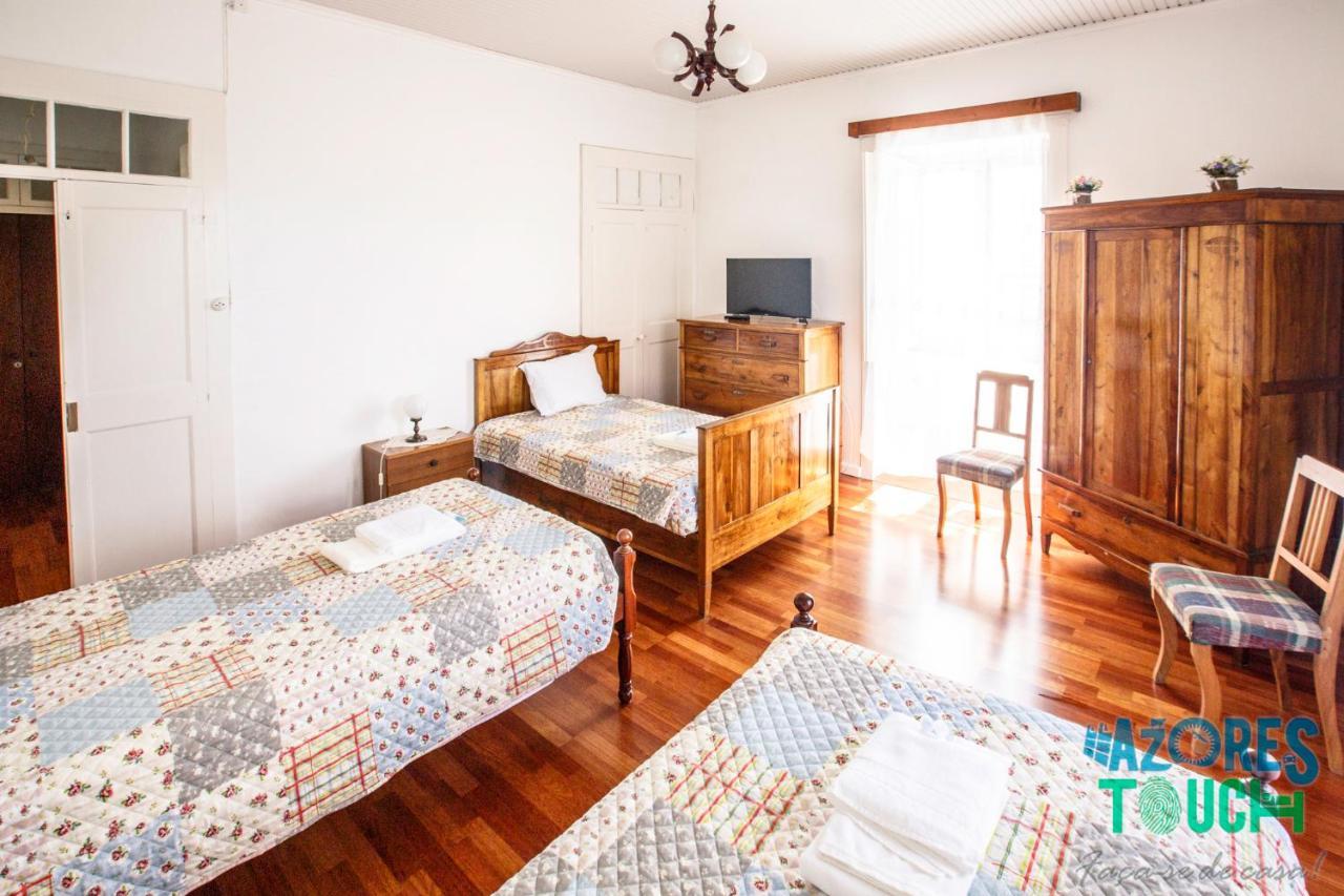 Hospedaria Casa D'Avo Praia da Vitória Buitenkant foto
