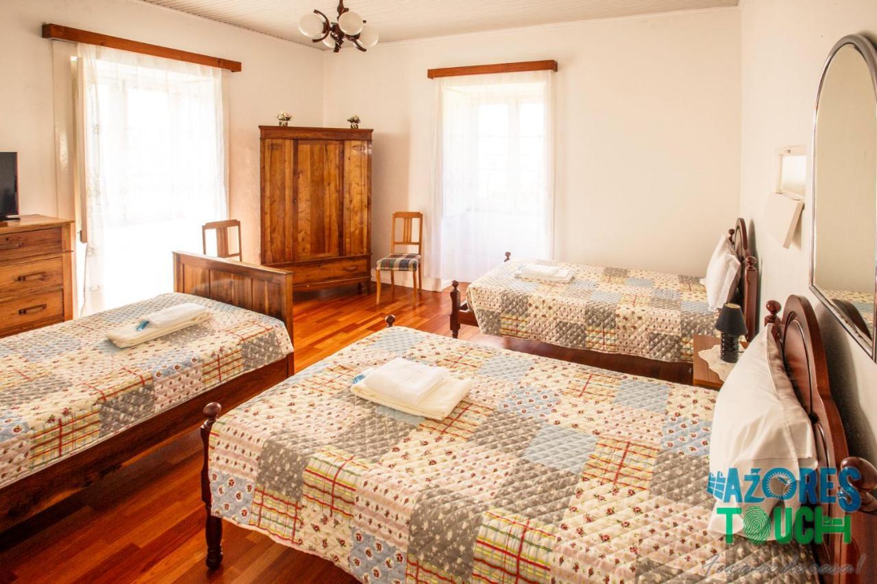 Hospedaria Casa D'Avo Praia da Vitória Buitenkant foto