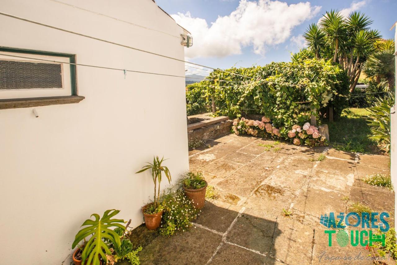 Hospedaria Casa D'Avo Praia da Vitória Buitenkant foto